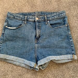 Wild Fable Denim Shorts | Size 14 / 32